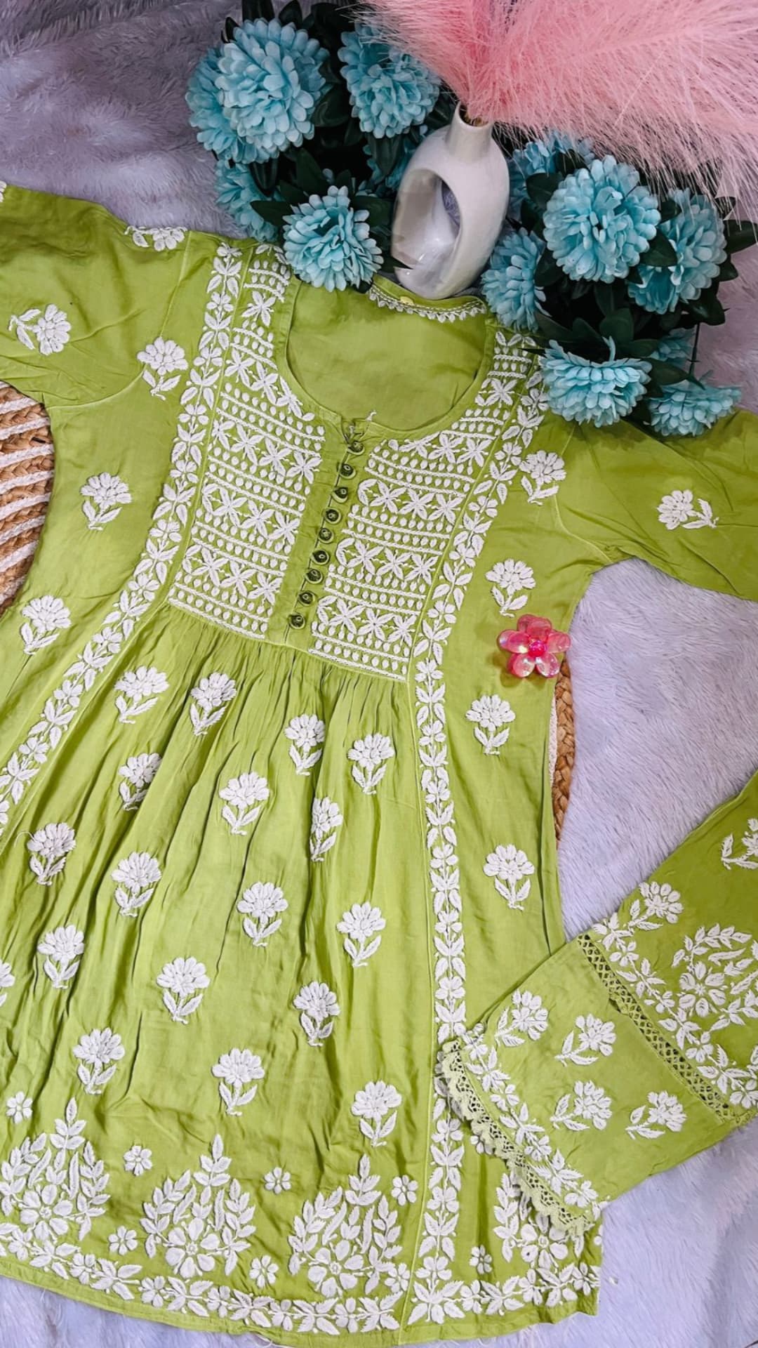 Modaal set dyeable 3D work